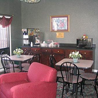 Red Roof Inn Jacksonville, Al Restaurant photo